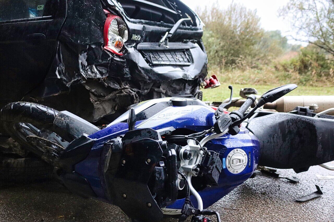 Was ist alles in einem Motorrad-Verbandkasten?